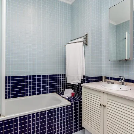 Whome Trigueiros Downtown 1-bed W/ac In Location Apartment Lisbon